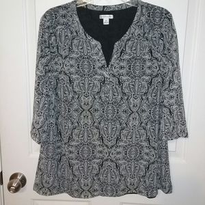 Croft & Barrow Abstract design blouse